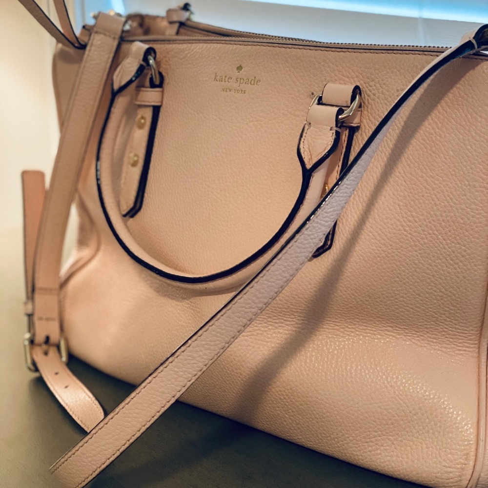 Kate Spade Tote - Picture 1 of 6